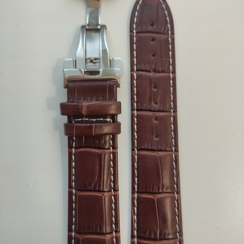 Змінна шкіряна ремінка 24 мм с застібкою "бабочка" Коричневий