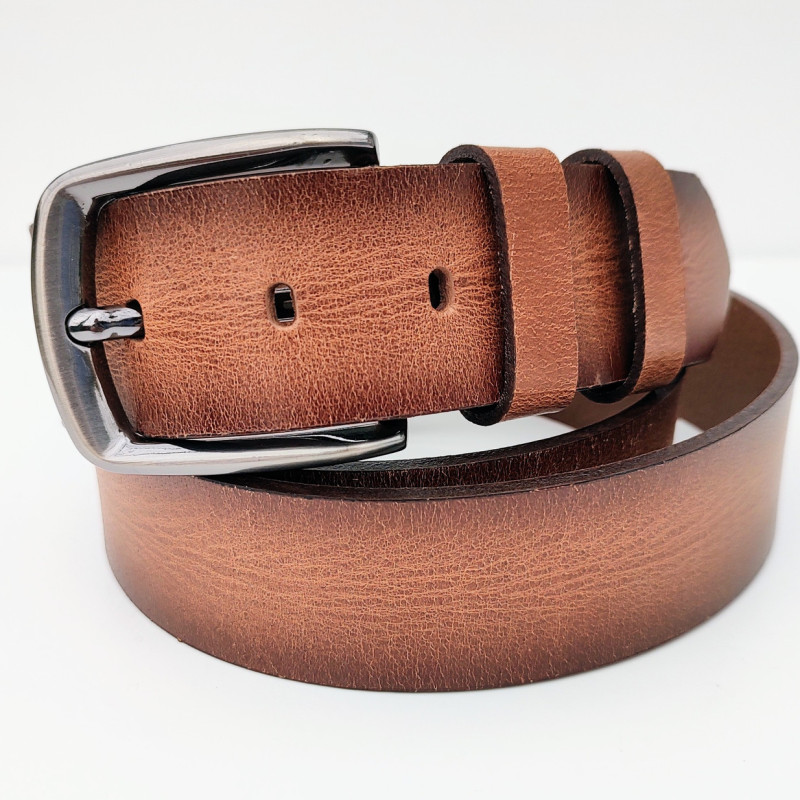 Шкіряний чоловічий ремінь класичний. Коричневий