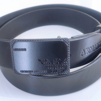 Ремінь чоловічий шкіряний із чорною пряжкою. Чорний