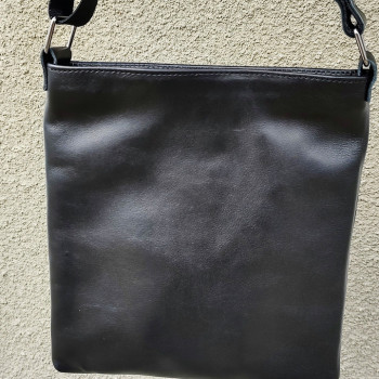 Чоловіча сумка із натуральної шкіри. Чорна