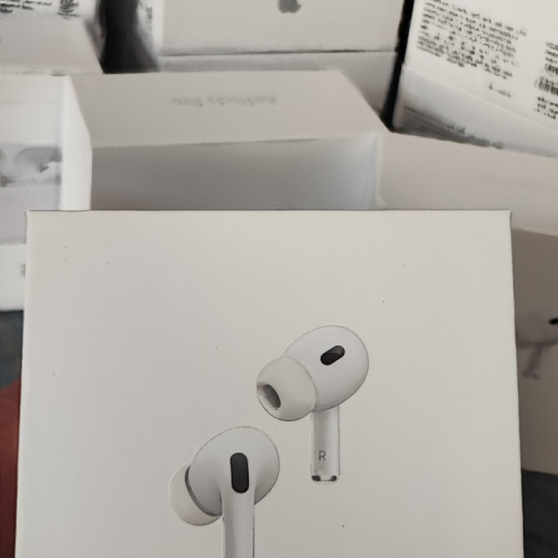 Навушники Apple AirPods Pro 2 HC with Wireless Charging Case (MQD83CH/A) White