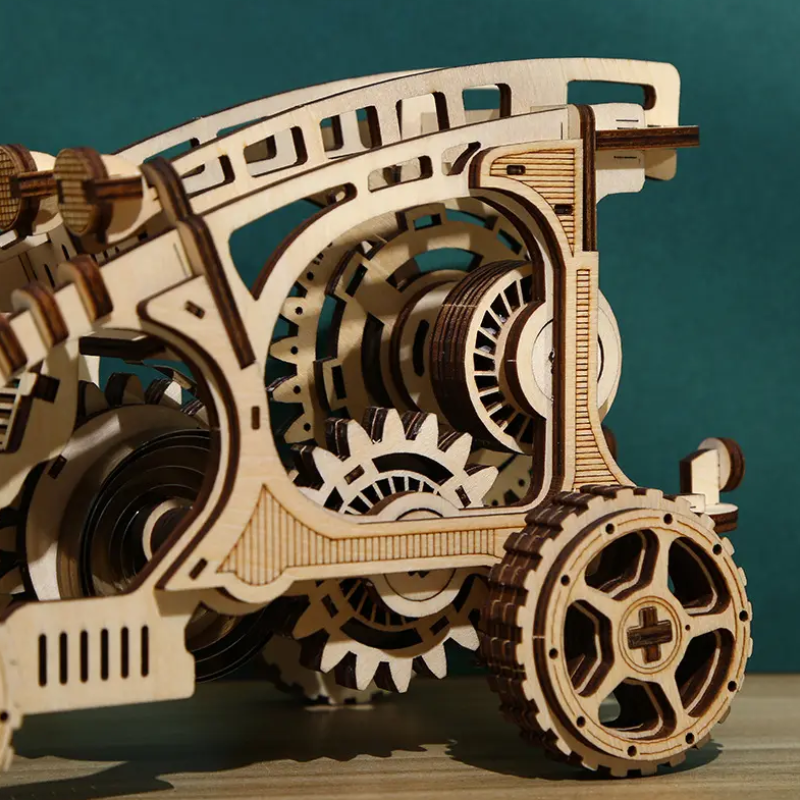 Декоративна дерев'яна іграшка-пазл 3D  "Багі" з моторчиком